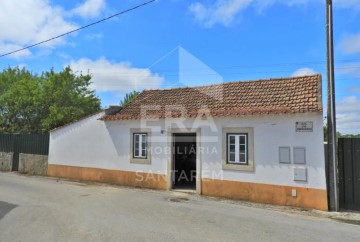 Maison 2 Chambres à Azoia de Cima e Tremês