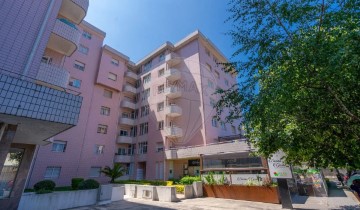 Apartamento 2 Quartos em Baguim do Monte (Rio Tinto)