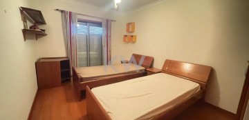 Apartamento 3 Quartos em Esgueira