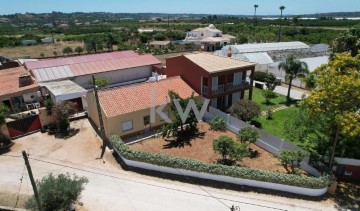 House 2 Bedrooms in Silves