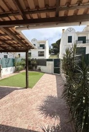 House 3 Bedrooms in Colares