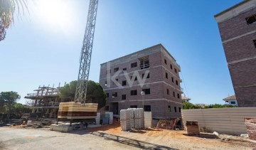 Apartamento 2 Quartos em Albufeira e Olhos de Água