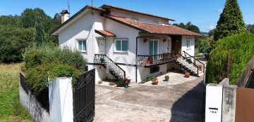 Casa o chalet 4 Habitaciones en Carregosa