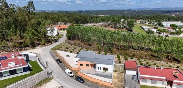 House 10 Bedrooms in Louriçal