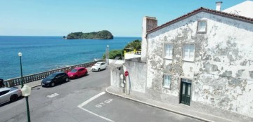 House 3 Bedrooms in Vila Franca do Campo (São Miguel)