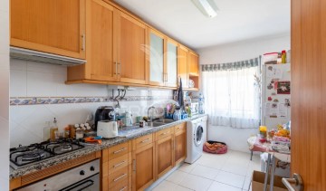 Apartamento 2 Quartos em Bárrio