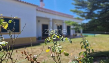 House 10 Bedrooms in Benavente