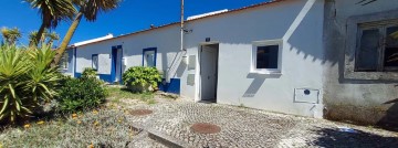 Moradia 2 Quartos em S.Maria e S.Miguel, S.Martinho, S.Pedro Penaferrim