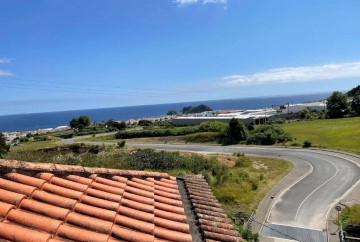 House 3 Bedrooms in Vila Franca do Campo (São Miguel)