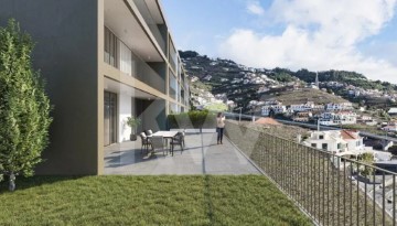 Apartamento 2 Quartos em Estreito Câmara de Lobos