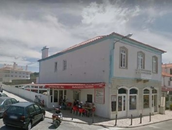 Maison 2 Chambres à Colares