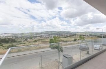 Maison 5 Chambres à Loures