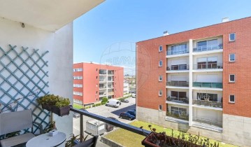 Appartement 4 Chambres à Custóias, Leça do Balio e Guifões