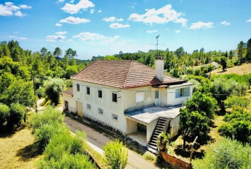 Maison 5 Chambres à Serra e Junceira