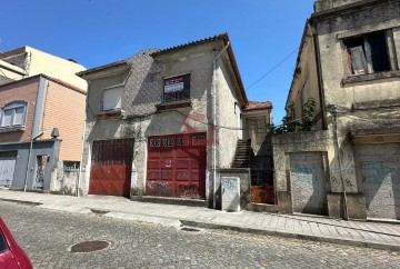 Maison  à São Mamede de Infesta e Senhora da Hora