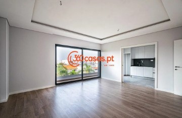 Apartment 3 Bedrooms in Montenegro