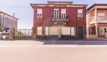 Moradia 4 Quartos em Freixo de Cima e de Baixo