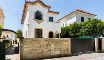 Maison 4 Chambres à Lordelo do Ouro e Massarelos