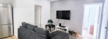 Apartamento 1 Quarto em Carnaxide e Queijas