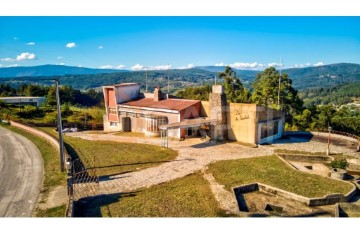 House  in Chaviães e Paços