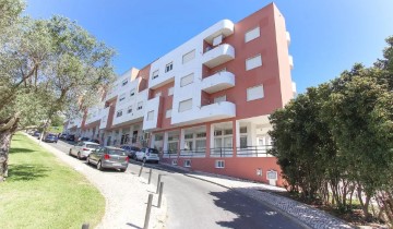 Apartamento 1 Quarto em Barcarena