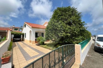 House 3 Bedrooms in Pico da Pedra