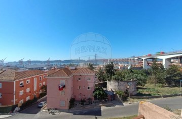 Apartamento 3 Quartos em Alcântara