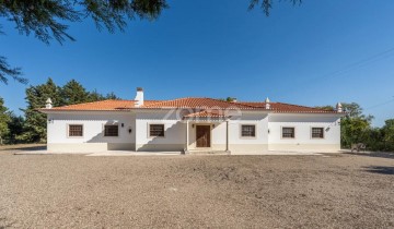 House  in Póvoa da Isenta