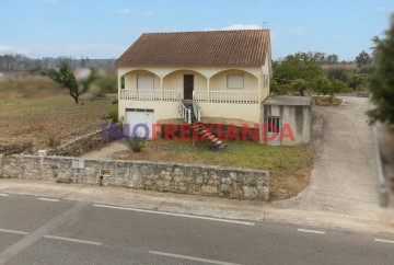 Moradia 3 Quartos em Freixianda, Ribeira do Fárrio e Formigais