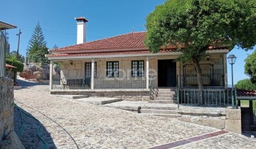 House  in Quintiães e Aguiar