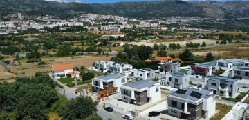 Maison 4 Chambres à Covilhã e Canhoso