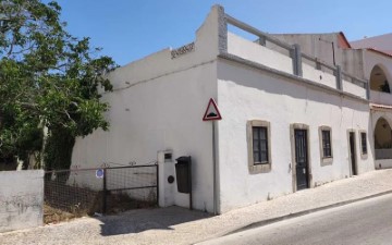 House  in Charneca de Caparica e Sobreda