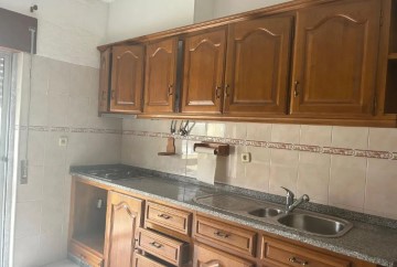 Apartamento 2 Quartos em Santa Iria de Azoia, São João da Talha e Bobadela