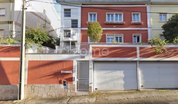 Apartamento 4 Quartos em Santo António dos Olivais