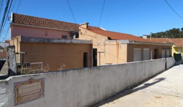 Maison 3 Chambres à São Domingos de Rana