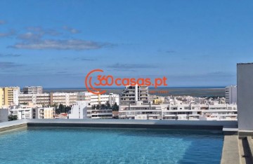 Apartment 2 Bedrooms in Faro (Sé e São Pedro)