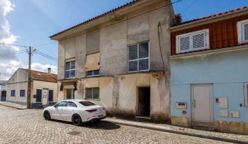 Maison 6 Chambres à Coimbrão