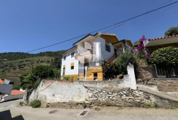 Maison 4 Chambres à Covas do Douro