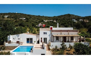 House  in Faro (Sé e São Pedro)