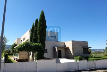 House 5 Bedrooms in Vale da Porca