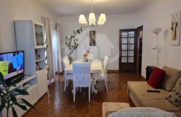 Appartement 3 Chambres à Santa Iria de Azoia, São João da Talha e Bobadela