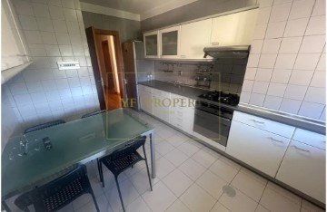 Apartamento 4 Quartos em Mateus