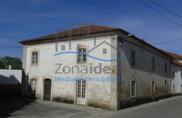 Moradia  em Abrigada e Cabanas de Torres