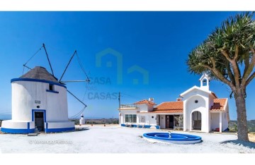 House 5 Bedrooms in Ericeira