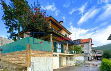 Maison 5 Chambres à Tabuado