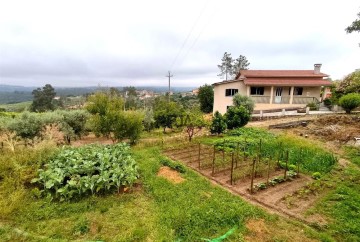 Maison 3 Chambres à Insua