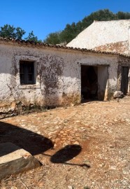 Moradia  em São Bartolomeu de Messines