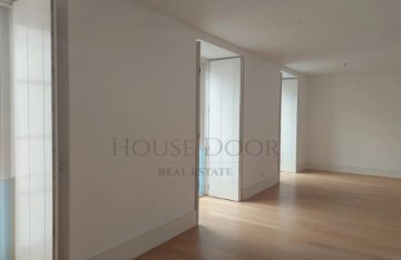 Apartamento 4 Quartos em Santa Maria Maior