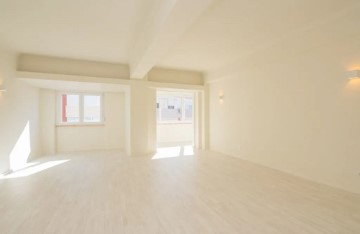 Apartamento  em Carcavelos e Parede