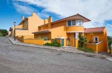 House 6 Bedrooms in S.Maria e S.Miguel, S.Martinho, S.Pedro Penaferrim